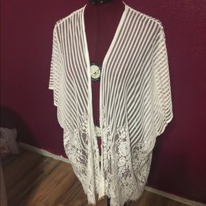 Charlotte Russe lace kimono jacket - L
